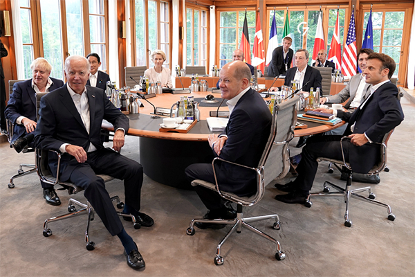 G7 2022 Roundtable Photo